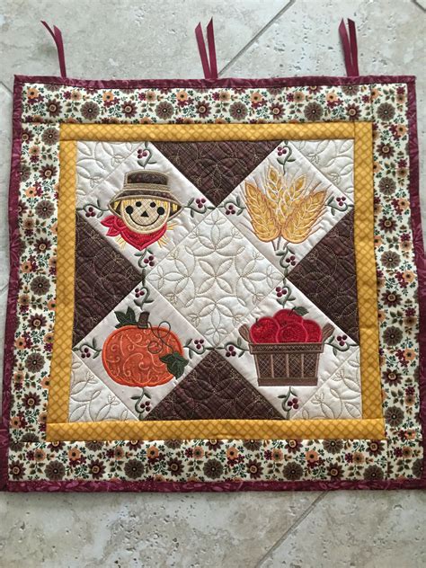 Country Fall Wall Hanging Quilt, Harvest Gold Quilted Autumn Wall ...