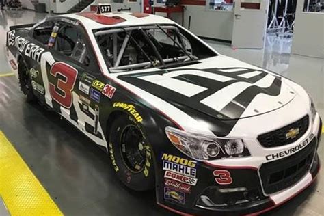 Austin Dillon’s New Era wrapped car is Nascar first - UPI.com