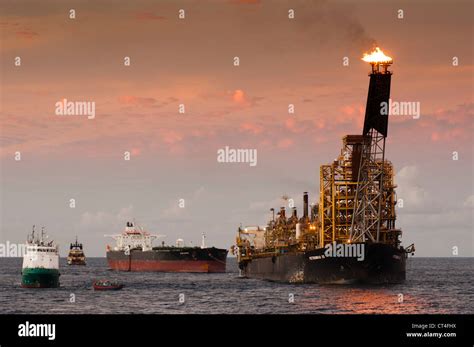 Plataforma Petrol Fera La Fpso P De Petrobras La Petrolera