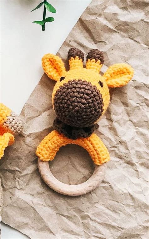 PATRÓN GRATIS Fita la Jirafa Sonajero Amigurumi Crochetisimo