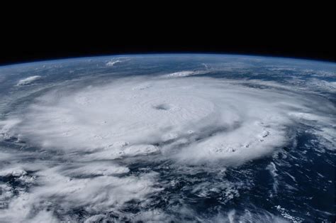 Huracán Beryl Tocará Tierra En México Como Categoría 2 El Jueves