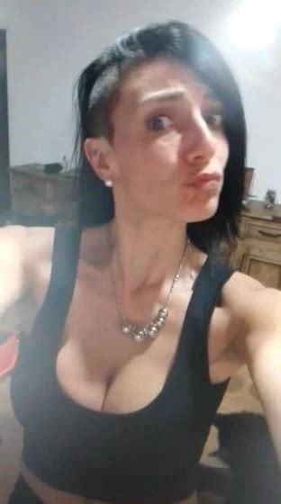 Jesy Milf En Gimnasio XHamster