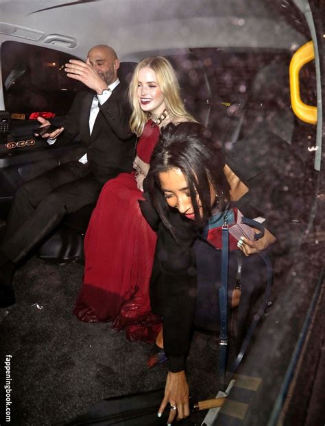 Ellie Bamber Honeybambs Elliebamber Nude Onlyfans Leaks The Fappening Photo