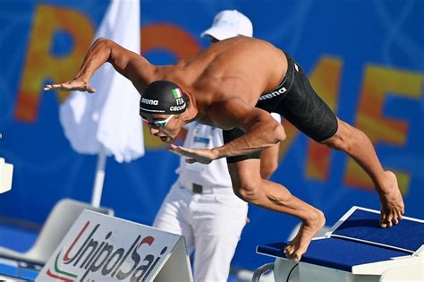 Nuoto Thomas Ceccon Inizia La Razzia Di Medaglie Oro Nei