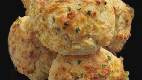 Ooey Gooey Cheesy Cheddar Biscuits The Delish Recipe