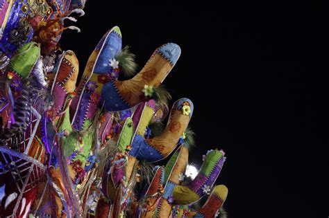 Veja como o desfile da Cidade Líder sobre as Tradições Nordestinas