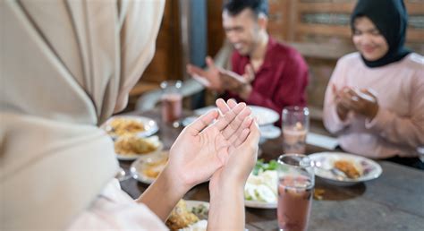 Makanan Yang Harus Dihindari Saat Buka Puasa Bumame