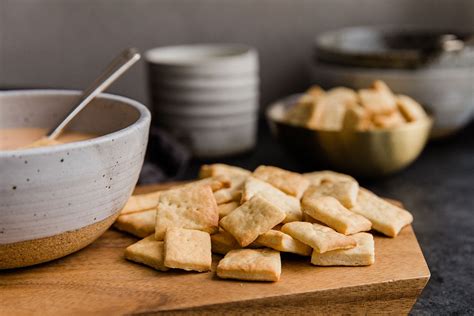 Vermont Cheese Crackers Recipe | King Arthur Baking