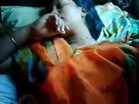 Sexy Guntur Pilla Puku Lo Hardcore Fuck Telugu Dengu Mms