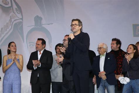 Photo : Exclusif - Guillaume Canet remercie son équipe, avec Marion ...