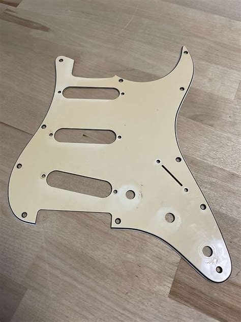 Vintage Fender Pick Guard Aged White Reverb