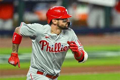 Offense booms, Walker shines as Phillies top Reds | Flipboard