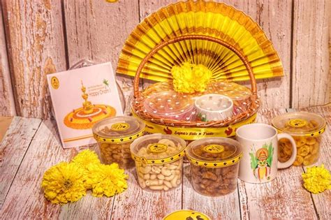 Onam Gift Hamper Sajna S Nuts And Fruits