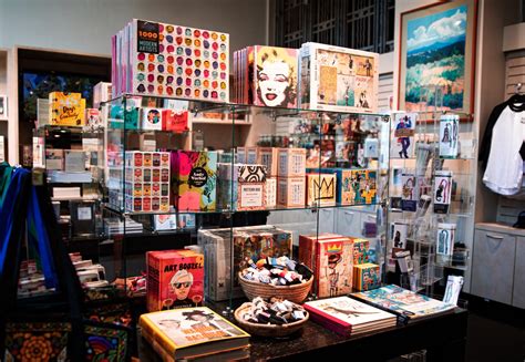 Frist Art Museum T Shop Frist Art Museum