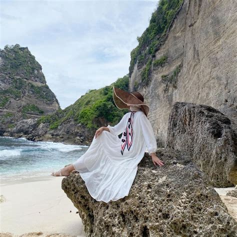 Styling Outfit Dress Untuk Ke Pantai Ala Selebgram Hijab