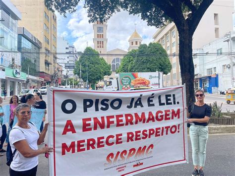 Enfermeiros e técnicos fazem protestos no ES e ponte é fechada em Colatina