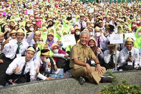 Ganjar Ajak Mahasiswa Gabung FKUB Muda Dan Jaga Budaya Bangsa Tritis ID