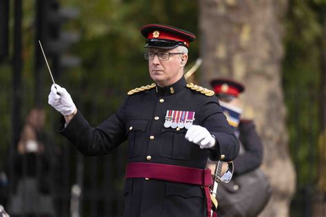 Gurkhas step quickly into new role guarding The King | The British Army