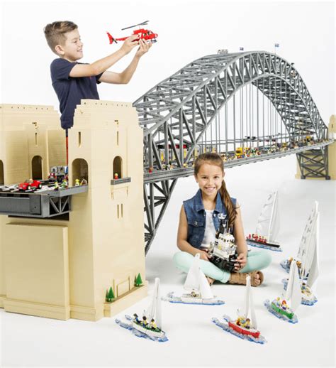 SYDNEY HARBOUR ICONS WITH LEGO® BRICKS - The Brickman