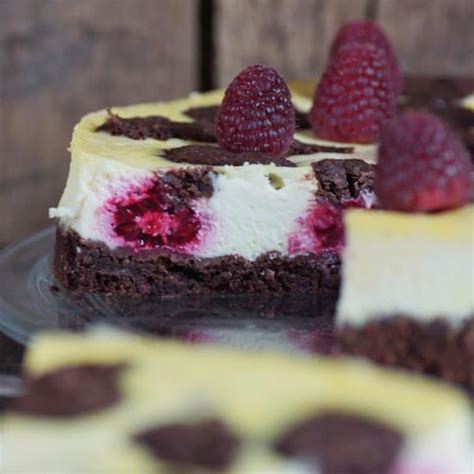 Saftiger Zupfkuchen Mit Himbeeren Von Zimtkeksundapfeltarte Delicat Io