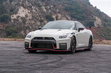 First Drive Review 2020 Nissan Gt R Nismo Proves Godzilla Gets Better