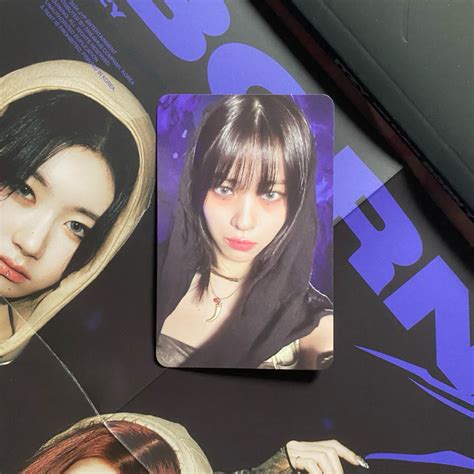 Jual Pc Ryujin Itzy Album Born To Be Official Photocard Standard Ver Murah Yuna Lia Chaeryeong