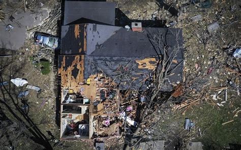 Muertos A Consecuencia De Tornados En Medio Oeste Y Sur De Ee Uu