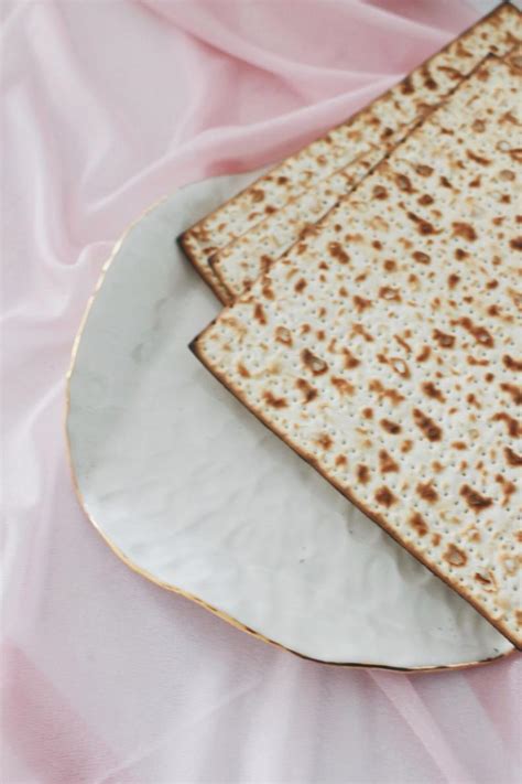 Tips For Creating A Spring Inspired Passover Table How To Set A