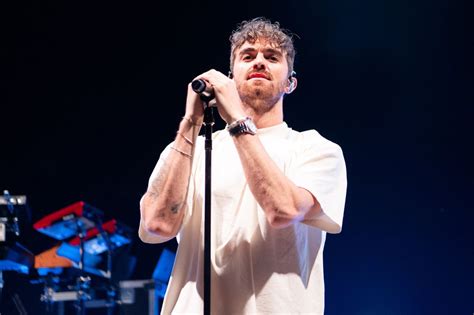 The Chainsmokers Drew Taggart Reveals Struggle With Alcohol Us Weekly