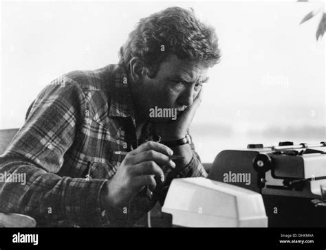 Albert Finney On Set Of The Film Shoot The Moon 1982 Stock Photo Alamy