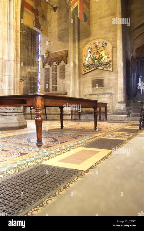 Glasgow Cathedral Interior Stock Photo - Alamy