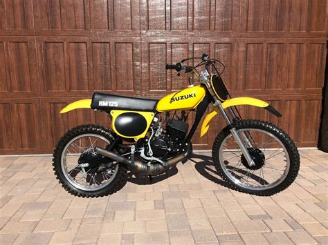 1976 Suzuki Rm 125 At Las Vegas Motorcycles 2020 As S247 Mecum Auctions