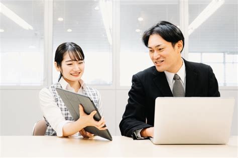 社内コミュニケーションの活性化施策を解説！取り組み事例を紹介 それぞれのオフィスにあるべきdxソリューションを 株式会社dxクラウド