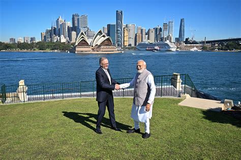 Pm Modi Australia Modi Emplanes For Delhi From Australias Sydney