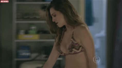 Tainá Müller Nude Pics Página 1