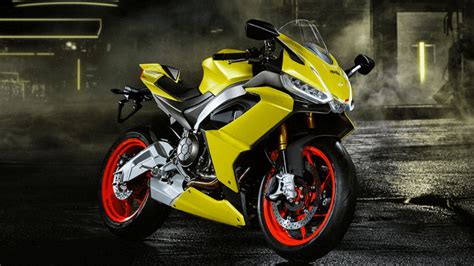 Aprilia S Entry Level RS 440 Motorcycle To Debut On September 7