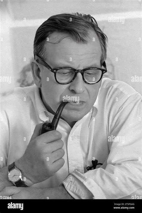 eero saarinen portrait   finnish american architect eero