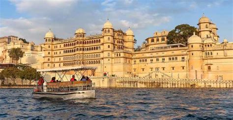 Udaipur City Palace Udaipur Book Tickets Tours GetYourGuide