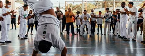 Projeto De Niter I Leva Cultura E Inclus O Atrav S Da Capoeira