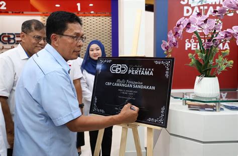 Co Opbank Buka Cawangan Di Sandakan Dan Kuching