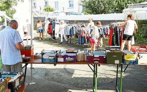 Secours populaire Belle affluence à la braderie Le Télégramme