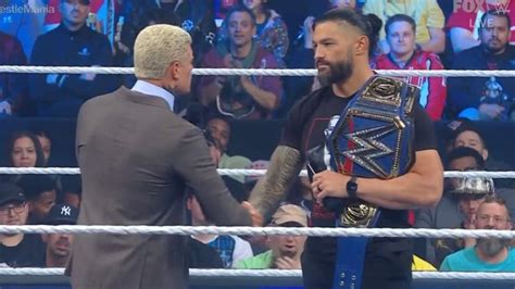 Watch Video : Roman Reigns vs Cody Rhodes full segment WWE SmackDown ...