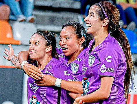 TUZAS REMONTA Y TERMINA GOLEANDO AL AMÉRICA EN LA FEMENIL MX