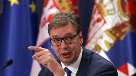 Vučić izneo procenu koliko je ljudi juče bilo u Loznici na protestu