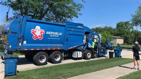 Republic Services Mack Leu Heil Freedom Curotto Can Garbage Truck With