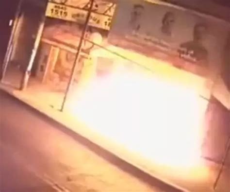 Notícias Homem ateia fogo no próprio corpo ao tentar incendiar sede