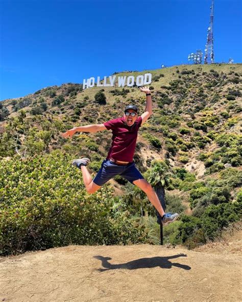 Los Angeles Hollywood Sign Guided Walking And Photos Tour