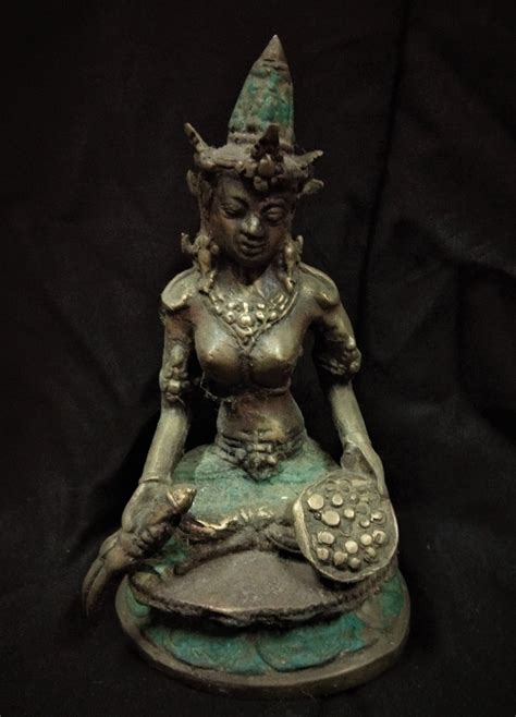 Devi Sri Lakshmi Goddess Bronze Brass Statue Meditation Etsy In 2020