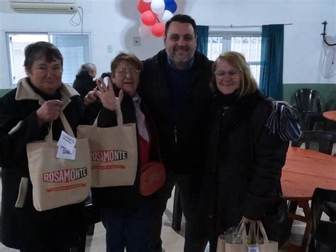 El Bingo del Mateando generó un ambiente cálido para los abuelos en