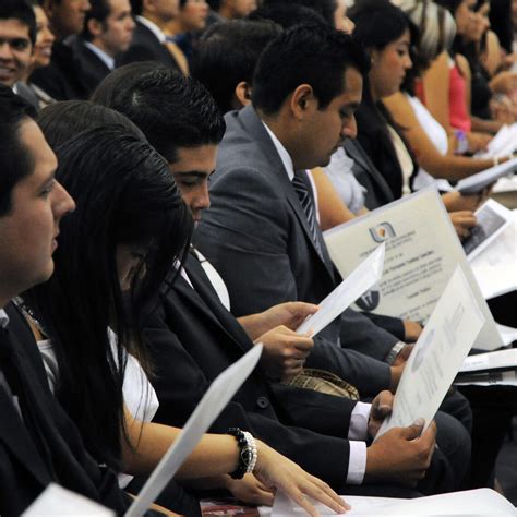 Galería Reciben Título Profesional 821 Egresados De La Uaa Lja Aguascalientes